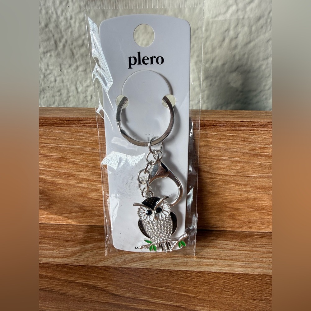 Black and Silver Owl Keychain